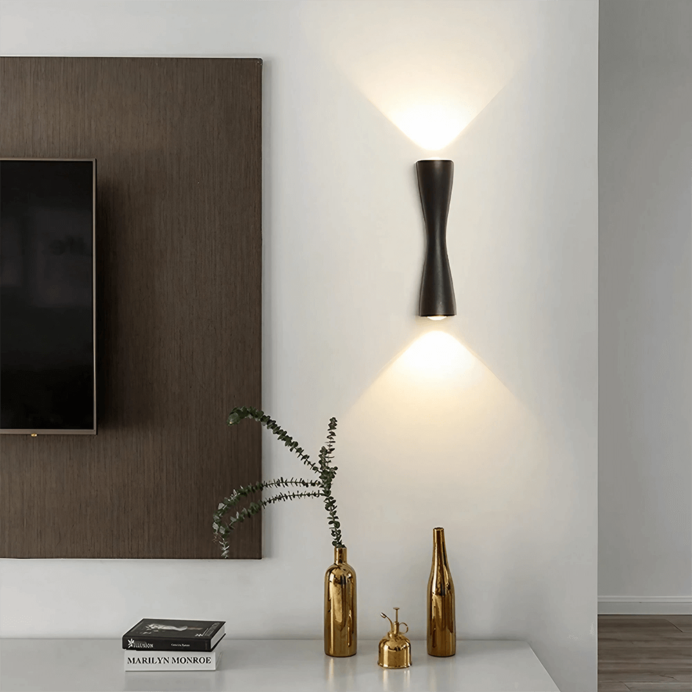 Luna Indoor / Outdoor Wall Light