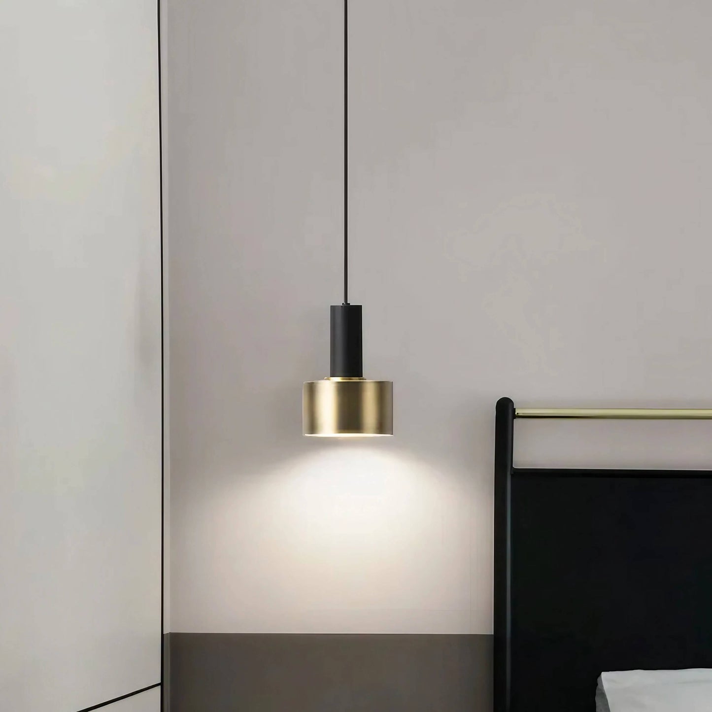 Luminária pendente modernista - 2 cores
