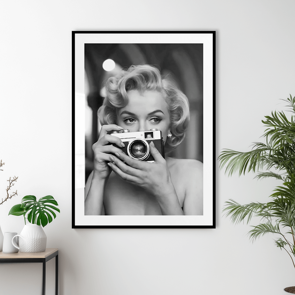 Audrey Hepburn, Rosa Lippenstift Kunstdruck