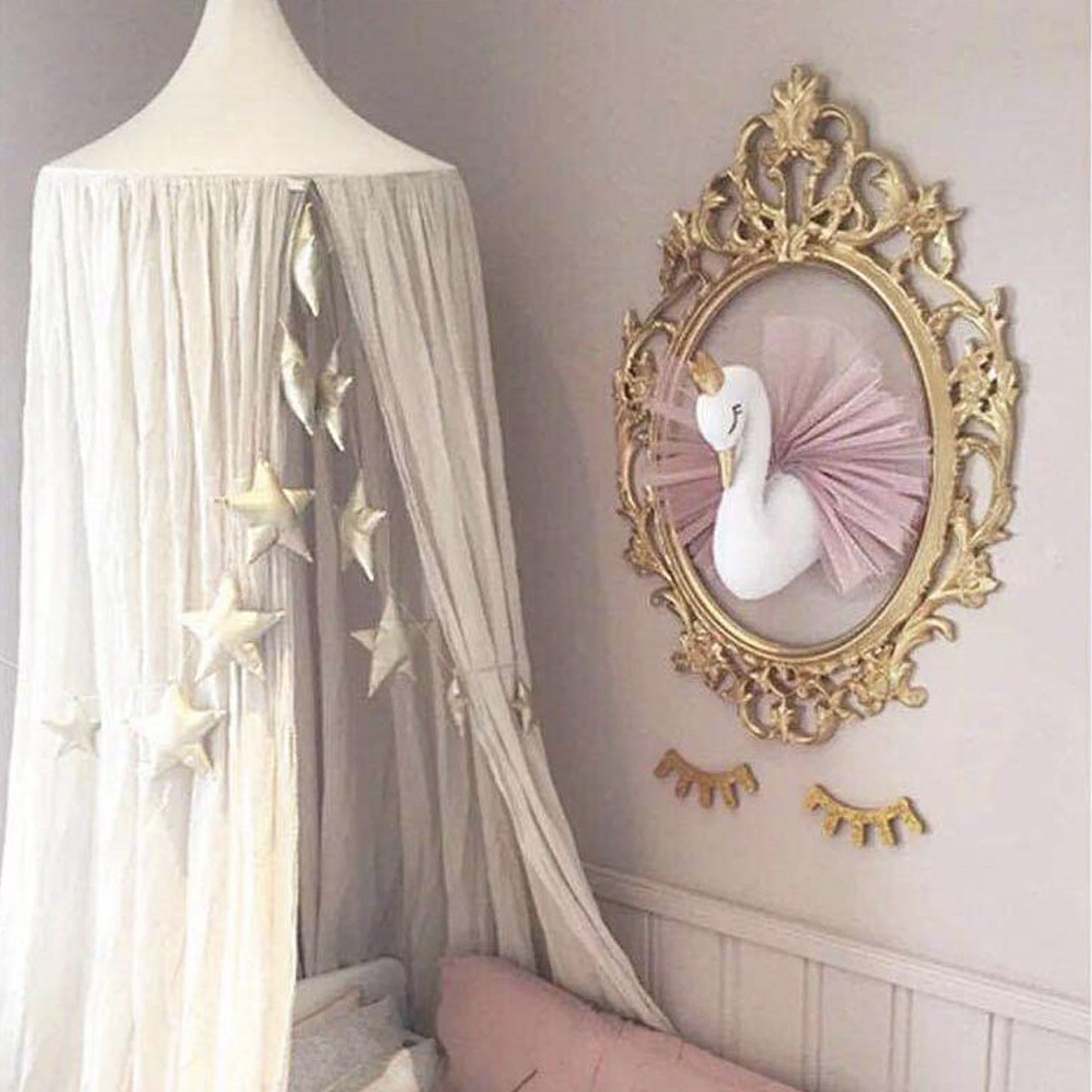 Girls Bedroom wall decor, Wall swan decoration