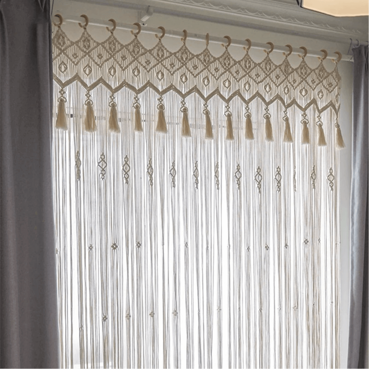 Cortina con borlas de tapicería de macramé Love Boho