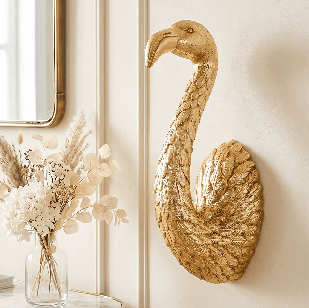 Gëllene Flamingo grousse Wandhaken-Skulptur