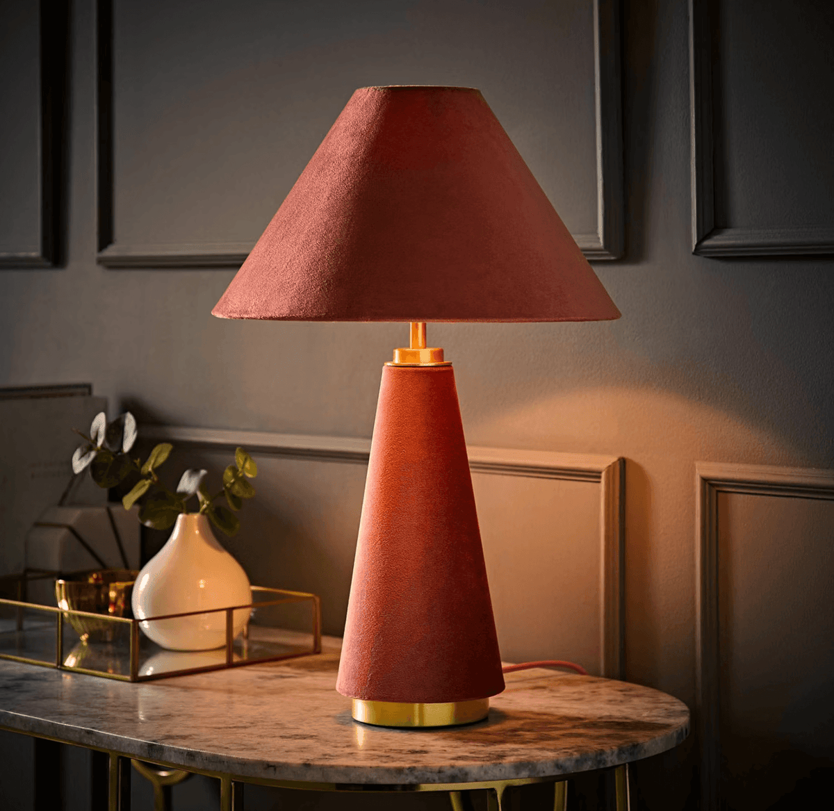 🎬 Lampe de table Venus Velvet - Style Maison de Big Brother – 3 couleurs