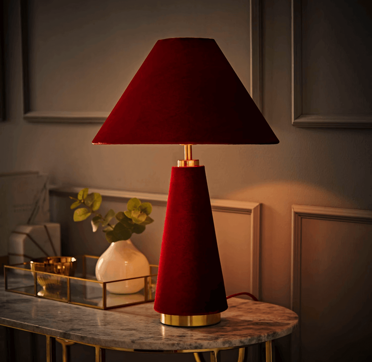 🎬 Lampe de table Venus Velvet - Style Maison de Big Brother – 3 couleurs