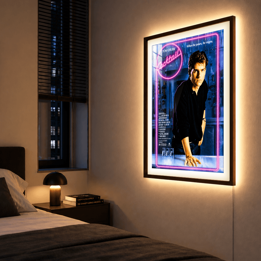 Karya Seni Bingkai Film LED Tom Cruise Cocktail