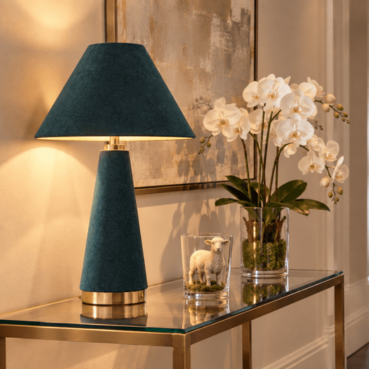 🎬 Venus Velvet Table Lamp - Big Brother House Style – 3 Colours