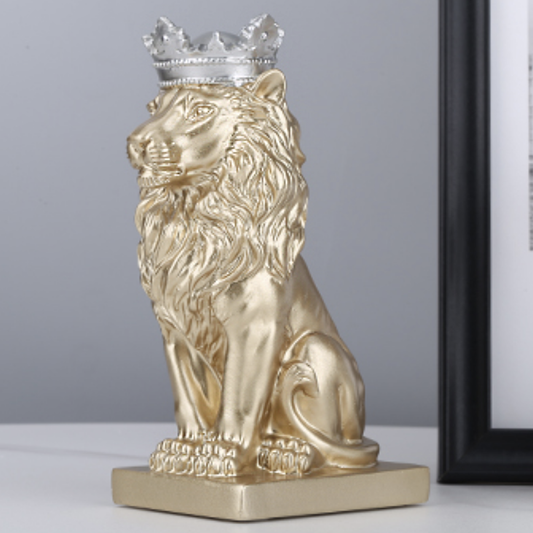 Royal Lion Sculptures i gull